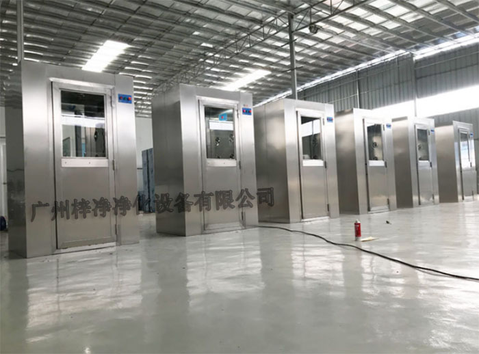 風(fēng)淋室風(fēng)機(jī)等高質(zhì)量配件會(huì)使價(jià)格有所提升的原因解析